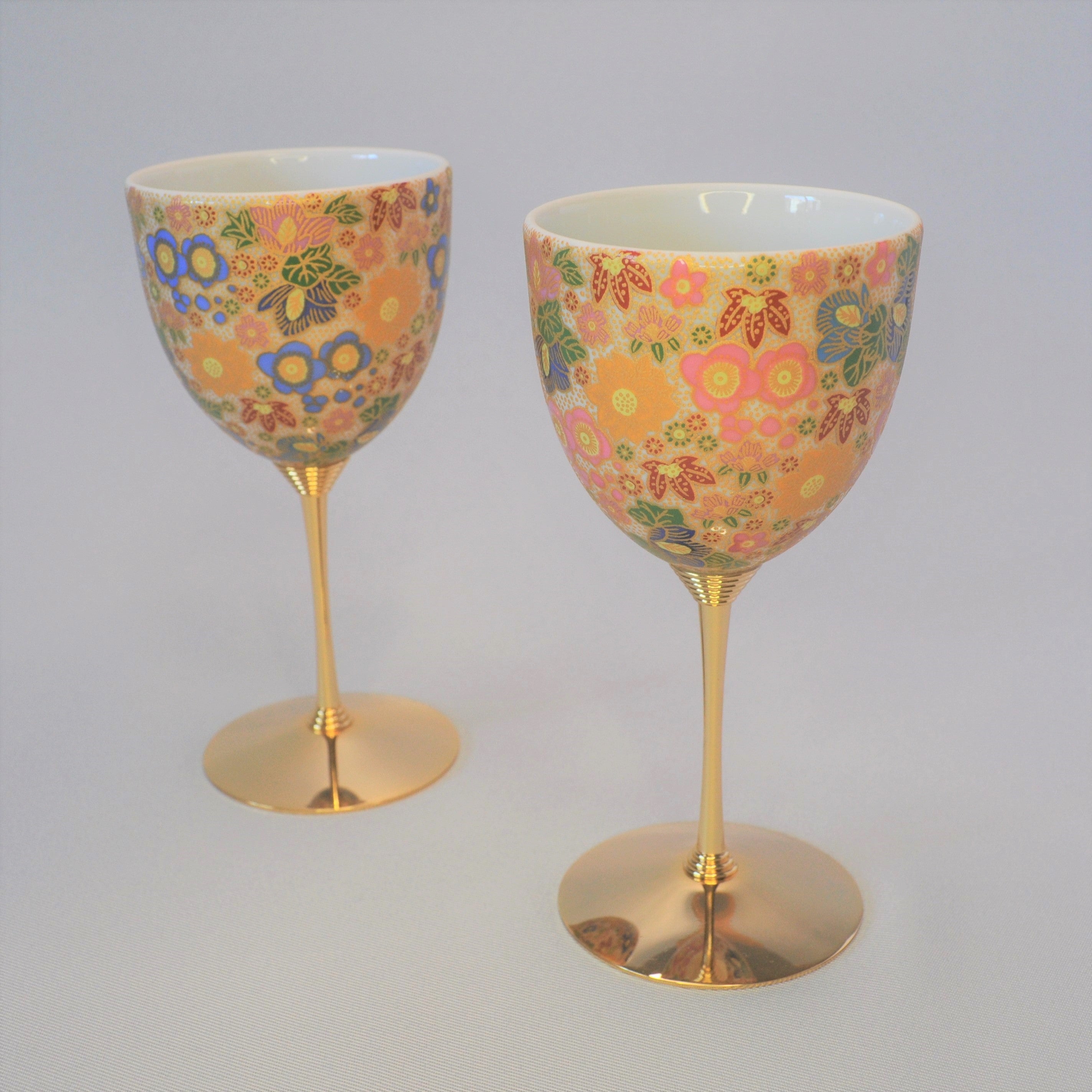 Pair of Wine Goblets (Hanazume)