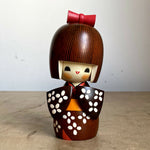 Load image into Gallery viewer, Usaburo 卯三郎 Kokesi (Traditional Doll)  &quot;Little Sleeve&quot;
